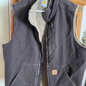 Carhartt brown man’s vest